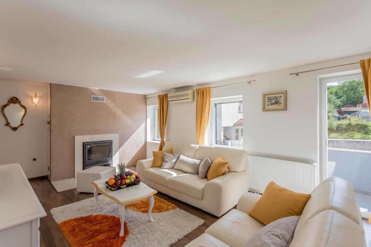 Holiday House Mala Sinj Εξωτερικό φωτογραφία