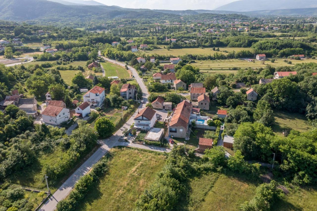Holiday House Mala Sinj Εξωτερικό φωτογραφία
