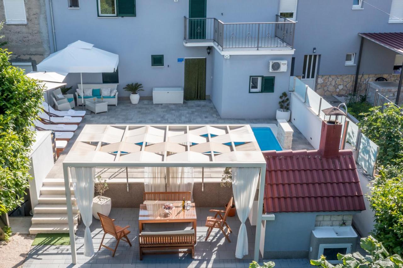 Holiday House Mala Sinj Εξωτερικό φωτογραφία