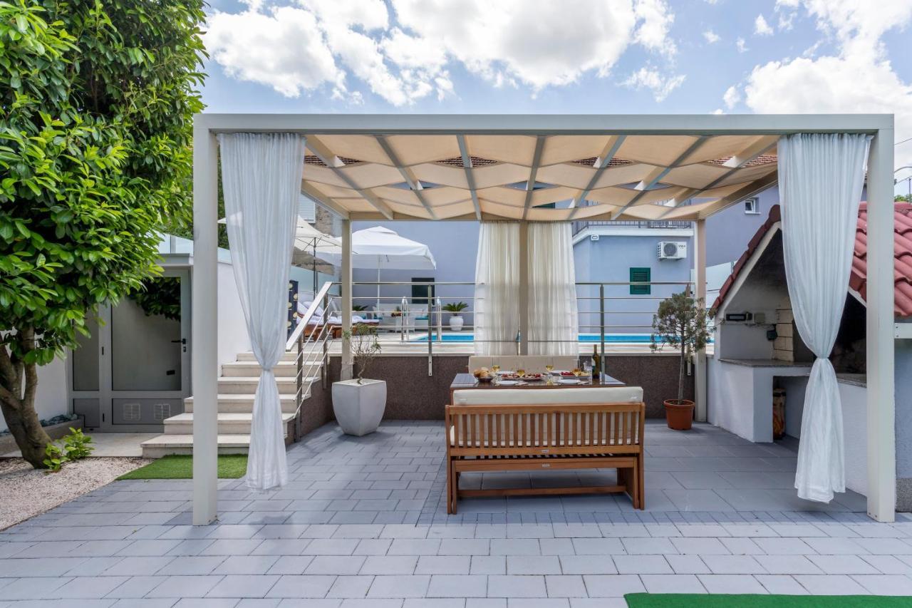Holiday House Mala Sinj Εξωτερικό φωτογραφία